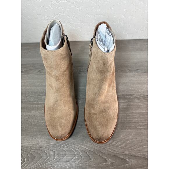 Sofft Nine Wedge Tamn Suede Booties- Size 8M- EUC - Picture 4 of 9